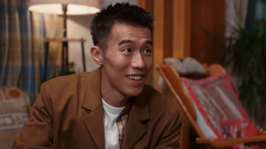 赵东城探望许镜侠与外公
