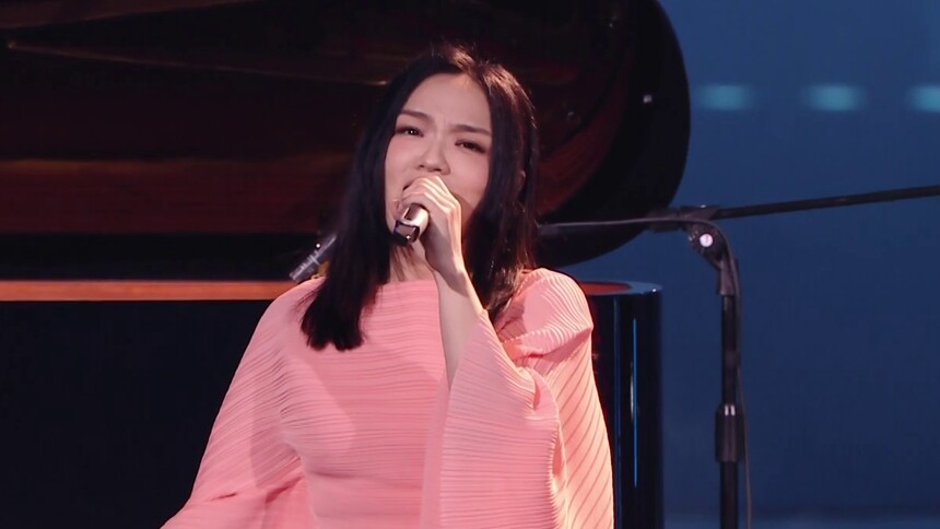 纯享：徐佳莹 曾贝贝《身骑白马》