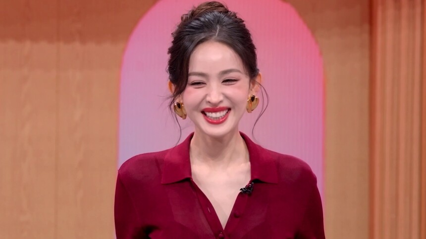 娜扎一下哄了侯明昊丁程鑫两个人