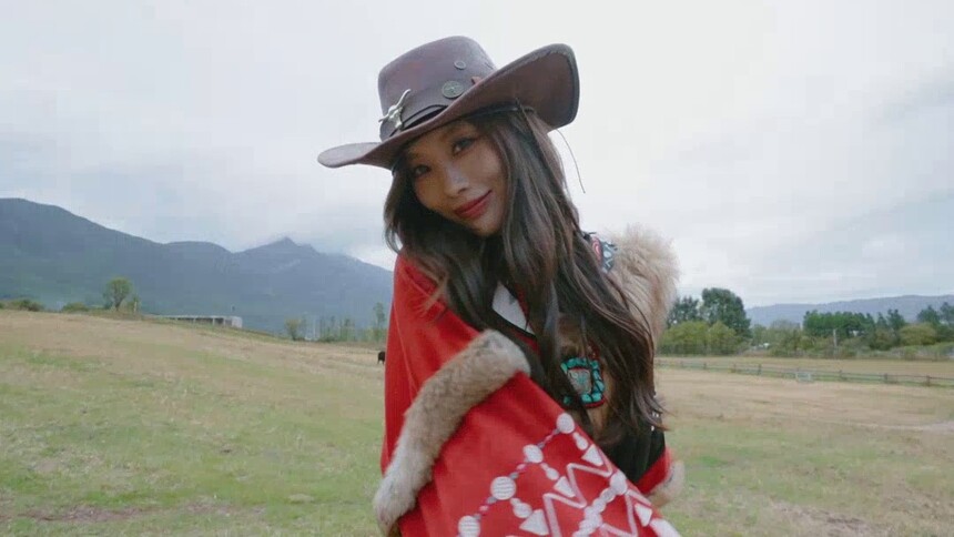 王霏霏牧场时装秀
