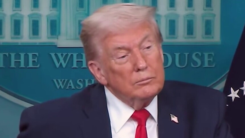 特朗普：不去G7峰会，因为马克龙干不长了