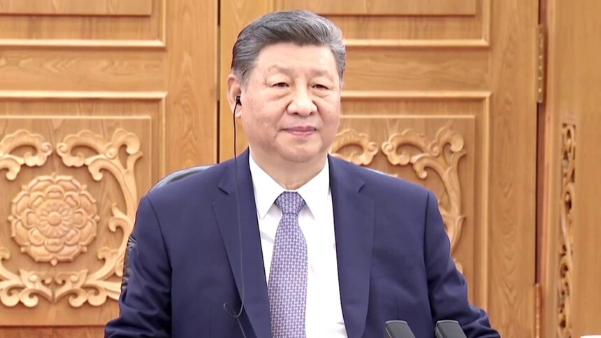 习近平会见英国首相斯塔默