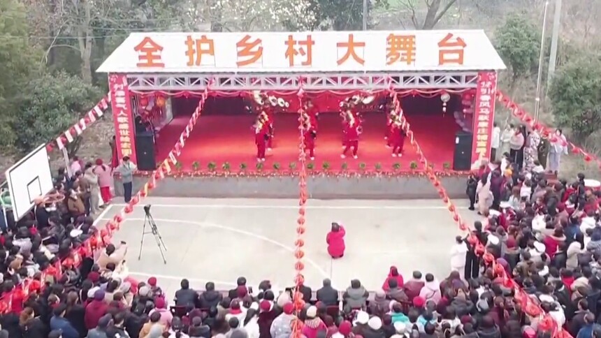 汉寿全护村：“草根村晚”吸引八方群众