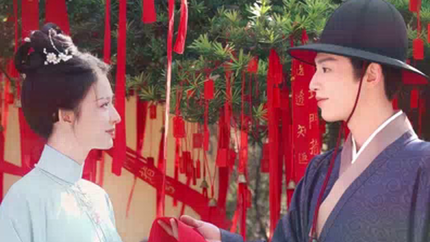 《明月录》情人节福利：王楚然辛云来超甜对视