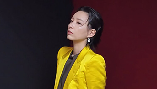 李斯丹妮的日常碎片：谁能拒绝穿黄色西装的小李！