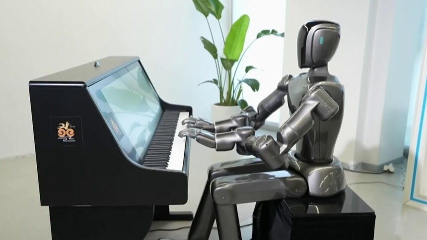 音乐演奏机器人和传统的无人演奏钢琴有何区别？