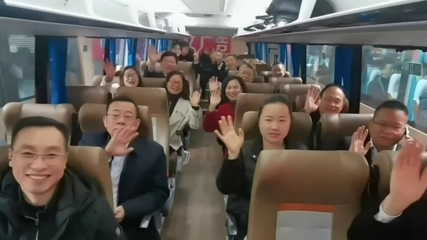 十四屆全國人大四次會議將于3月5日在北京召開 在湘全國人大代表啟程赴京