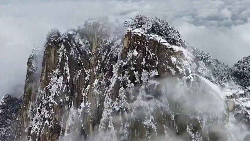 华山春雪邂逅云海多壮美