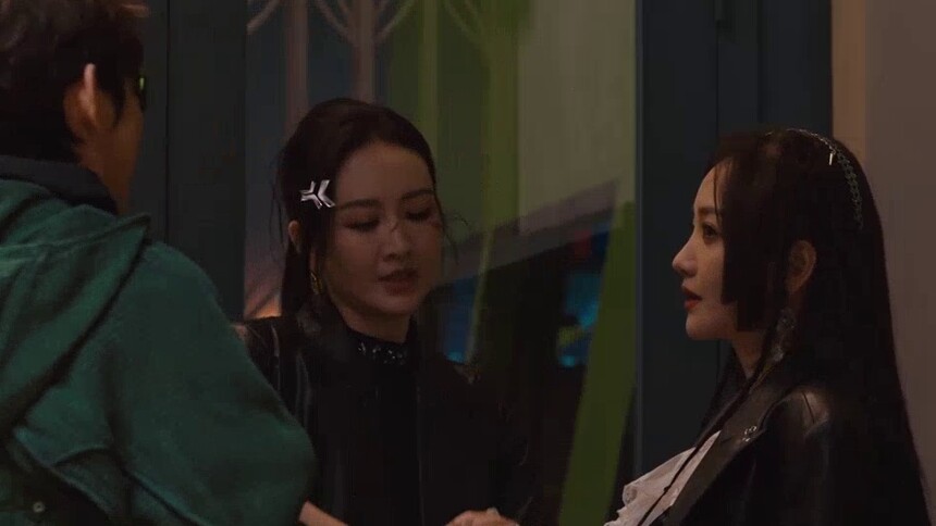 王鸥杨蓉双侦探抓凶