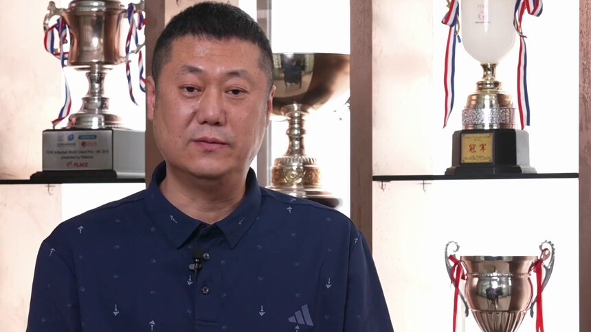 中国女排主帅赵勇解读新一期国家队集训名单
