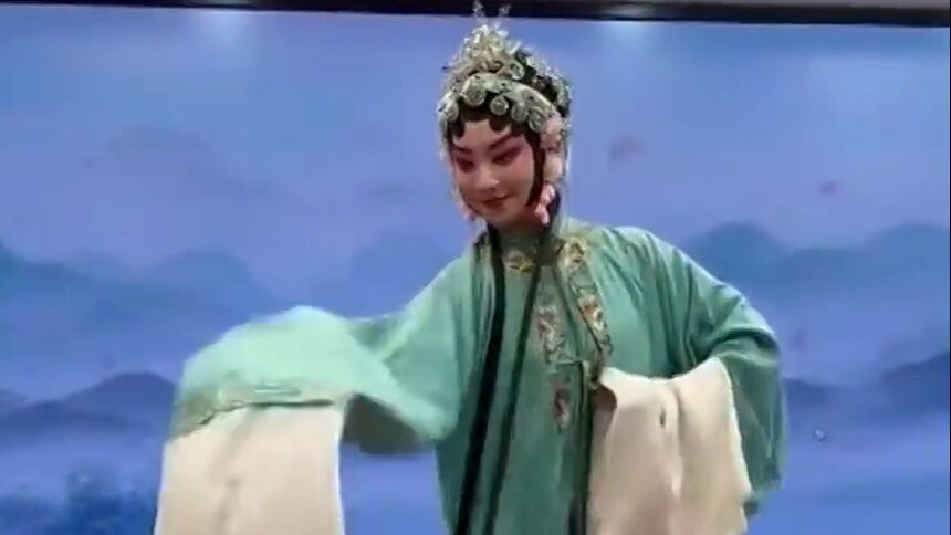 雅韵三湘 戏曲进校园 曹威治：有越来越多年轻人加入到湘剧队伍中来
