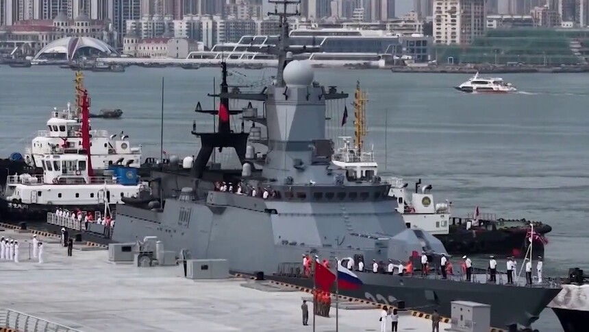 俄罗斯海军舰艇编队结束访问离开湛江