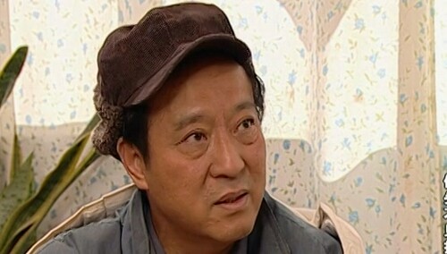 低头不见抬头见