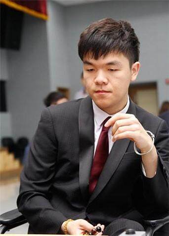 【围棋人机大战2.0】6岁开始下棋17岁成为世