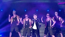 张晓钰动感舞姿演绎二次元神曲