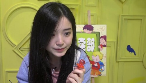 金雯昕曾是拾荒者女神自曝为集花卡日守垃圾桶