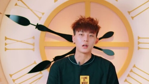 椰树自救游戏竞争激烈 周晨晞心态平稳略胜何丽一筹