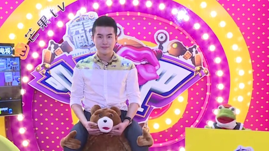 叽哩呱啦吧:舟奕博花式拉票孔繁浩 星辰cp再度合唱《晴天》 - 芒果tv