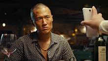 看两“讨债人”如何交流
