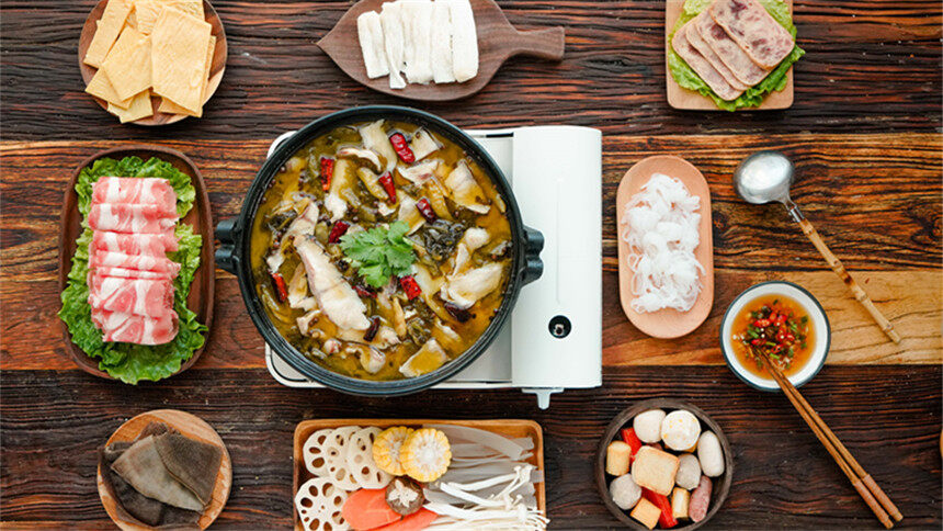 日食记 2018:今冬第一顿酸菜鱼火锅 - 高清视频在线观看 - 芒果tv