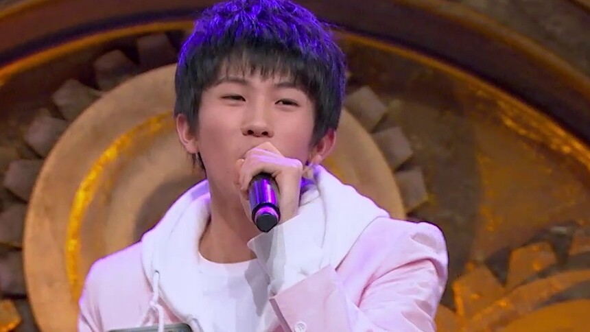 林墨后援会 #林墨放学别走# 《放学别走》2月4号看点:00后开怼娱乐圈