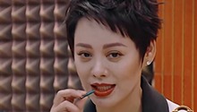 宁静借小木棍完美诠释
