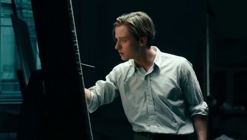 无主之作预告汤姆希林主演德国历史惊悚电影