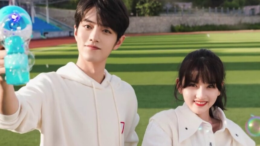 肖战与宋祖儿合拍校园写真 俊男靓女青春气息飞扬-综艺-热门节目大全