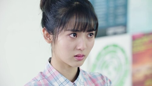 《班长"殿下"》第24集看点:和美作妖 顾梓晨和年年闺蜜发生关系?