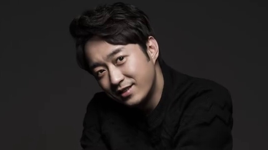 再次手滑杨洋经纪人贾士凯点赞李易峰相关微博