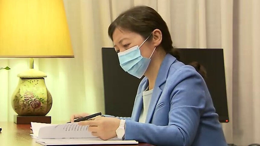 湖南委员答卷战疫篇易露茜病榻上抗疫为国履职为民尽责