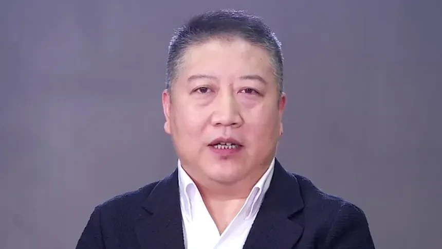 觉醒年代导演张永新倾情带看共同的追求