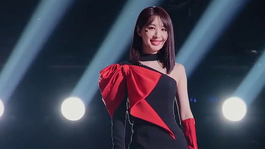 乘风破浪的姐姐2 五公舞台直拍版:《姐妹》李菲儿-综艺-高清视频在线