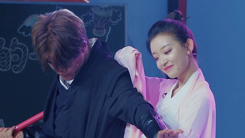 罗予彤石凯演绎《霍元甲》又美又好笑