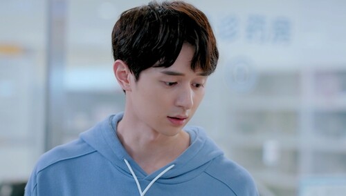 《原来是你》第11集看点:原莱比赛失利 江顾南默默当守护天使-电视剧