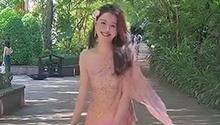 孙怡晒体检照回应身高优越