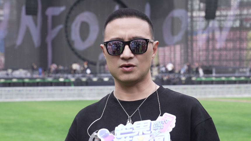 汪峰独家专访：长沙演唱会震撼开唱 希望大家《一起摇摆》