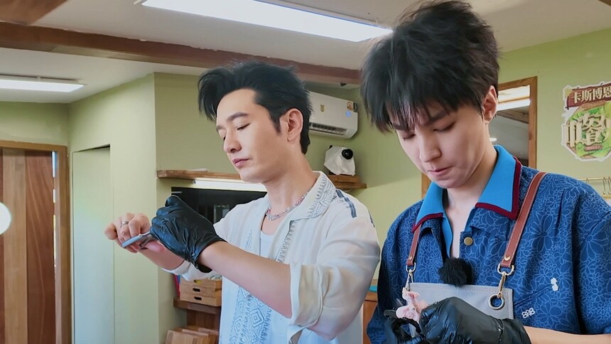 《中餐厅·南洋拾光季》7月10日精彩看点：全员筹备婚宴欢乐多 王俊凯情绪价值拉满