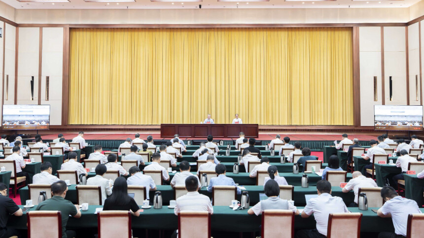 沈晓明讲授树立和践行正确政绩观学习教育专题党课