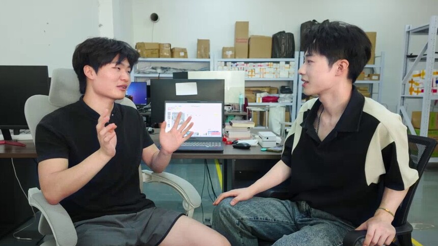 你好湖南 第5期：21岁大学生把中国陶瓷卖到俄罗斯 内蒙古小伙在株洲传承非遗木雕