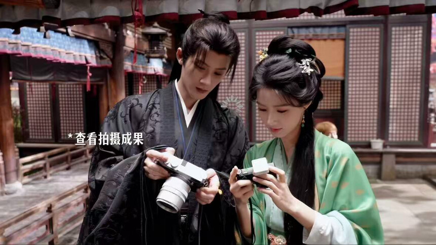 《何不同舟渡》预约破百万！点击查收大家的摄影“作业”