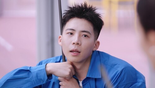 徐斯铖被孟嘉烨追问到冒汗