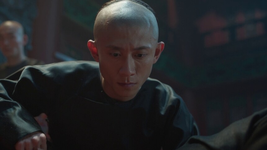 孟鑫荣那桐卢庆骏三人夜审赵大拿