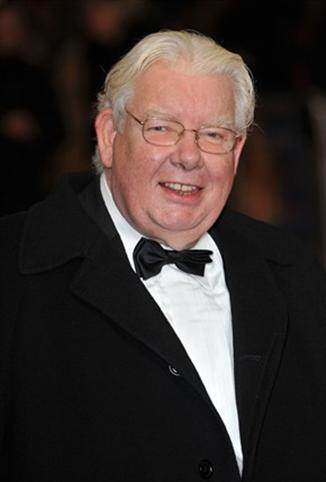 《哈利·波特》系列电影中哈利·波特的姨夫弗农 uncle vernon的扮演